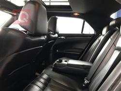 کرایسلەر 300